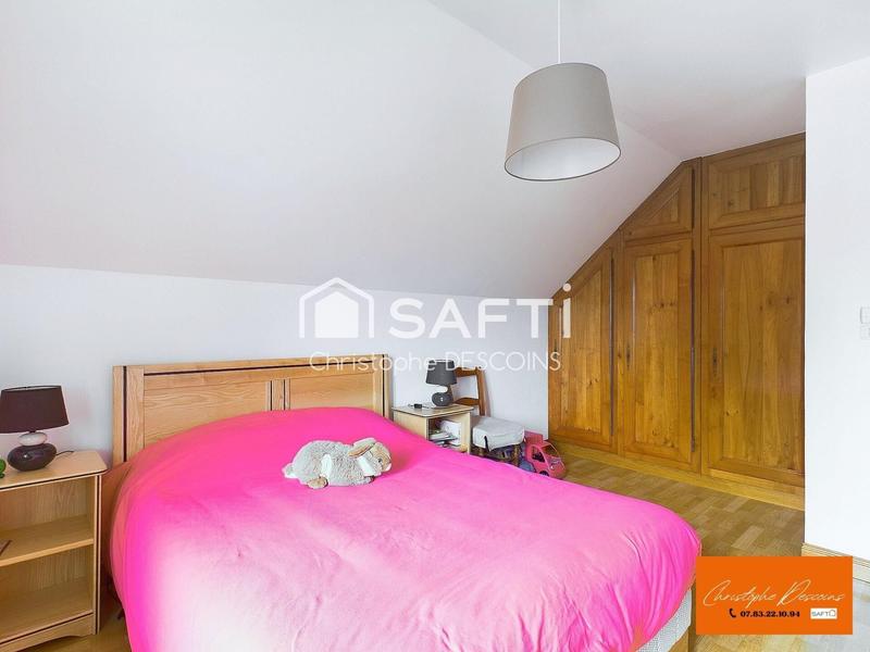 Maison - 190 m² - 9 pièces