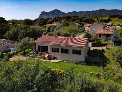 Maison - 123 m² - 5 pièces