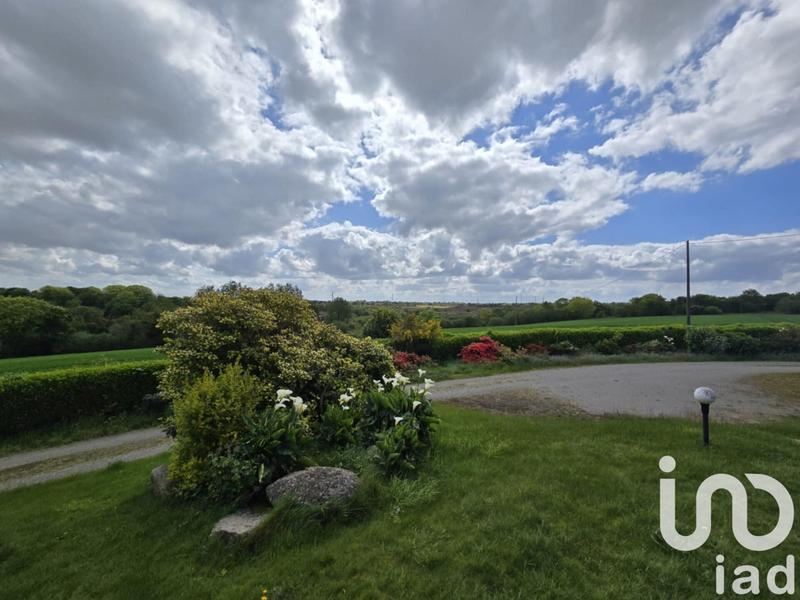 Maison - 185 m² - 8 pièces