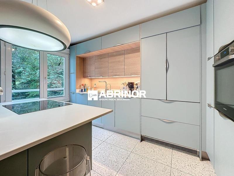 Appartement - 128 m² - 4 pièces