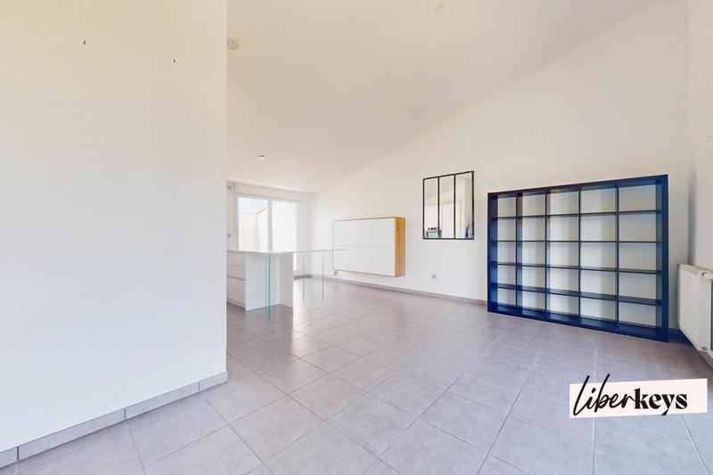 Duplex - 104 m² - 5 pièces