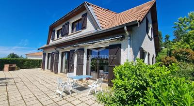 Maison - 144 m² - 6 pièces