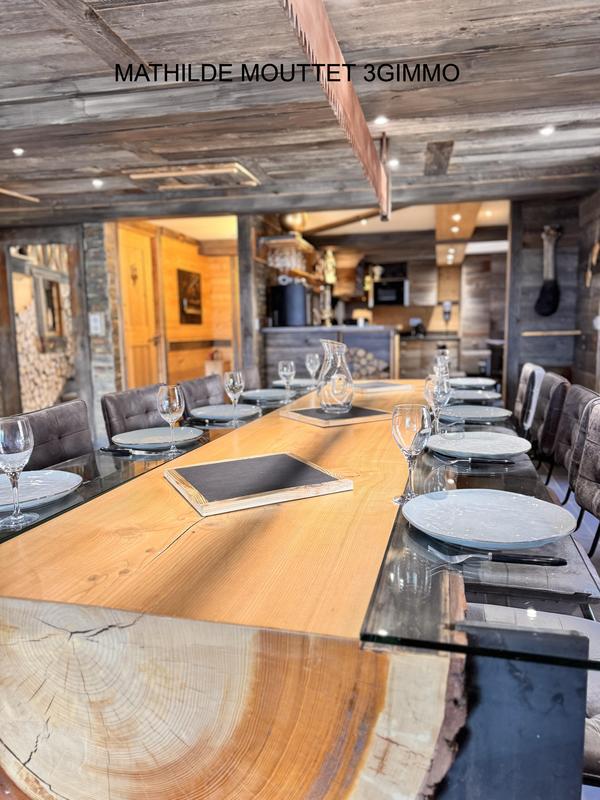 Châlet - 208 m² - 6 pièces