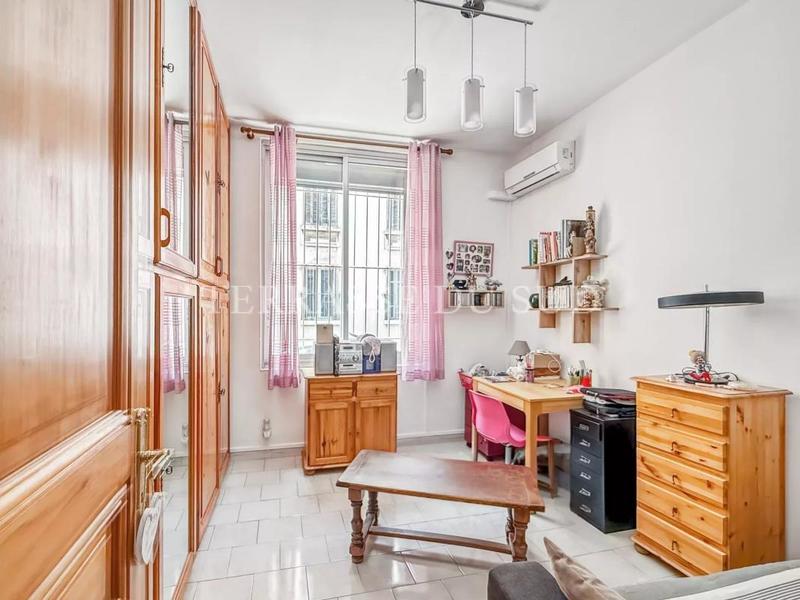 Immeuble - 195 m² - 7 pièces