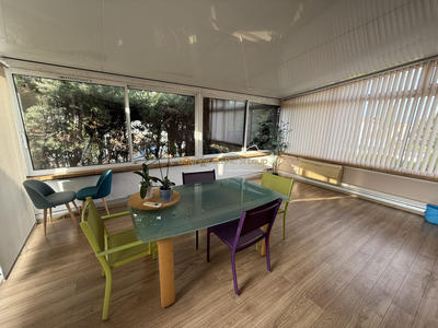 Appartement - 160 m² - 6 pièces