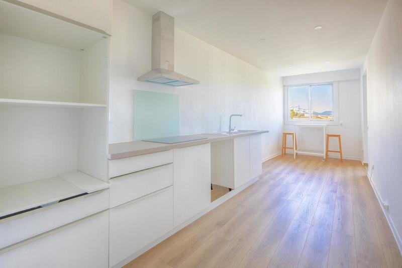 Appartement - 128 m² - 4 pièces