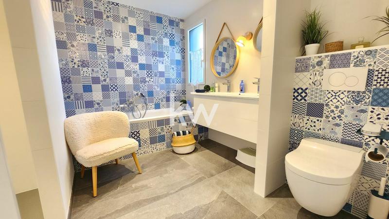 Villa - 437 m² - 13 pièces