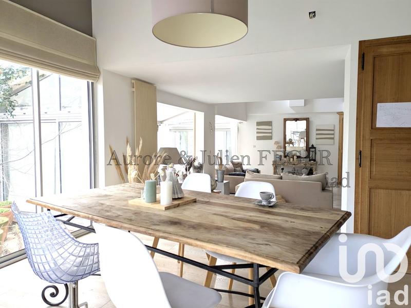 Maison de maîtres - 194 m² - 6 pièces