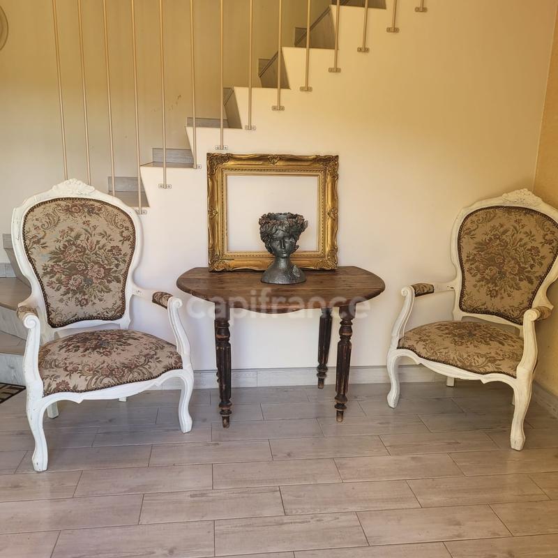 Maison - 363 m² - 17 pièces