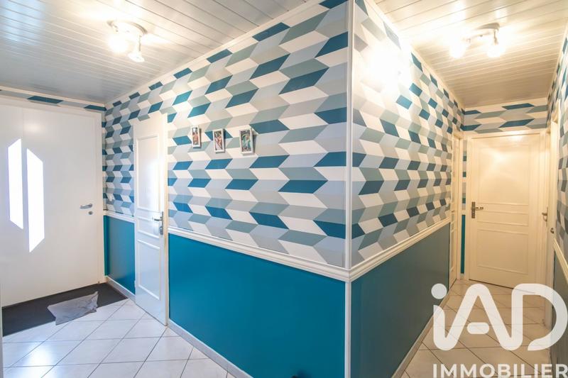 Maison - 92 m² - 5 pièces