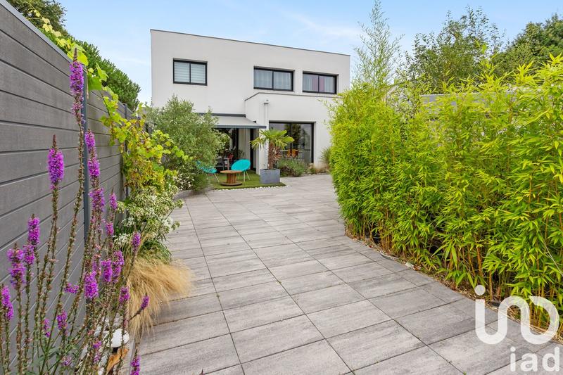 Maison de maîtres - 212 m² - 7 pièces