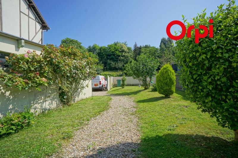 Maison - 110 m² - 6 pièces