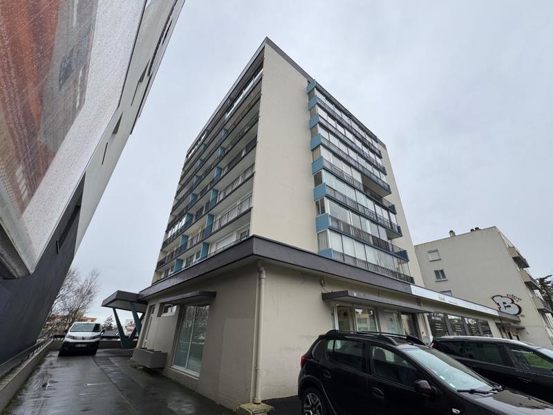 Appartement - 87 m² - 3 pièces