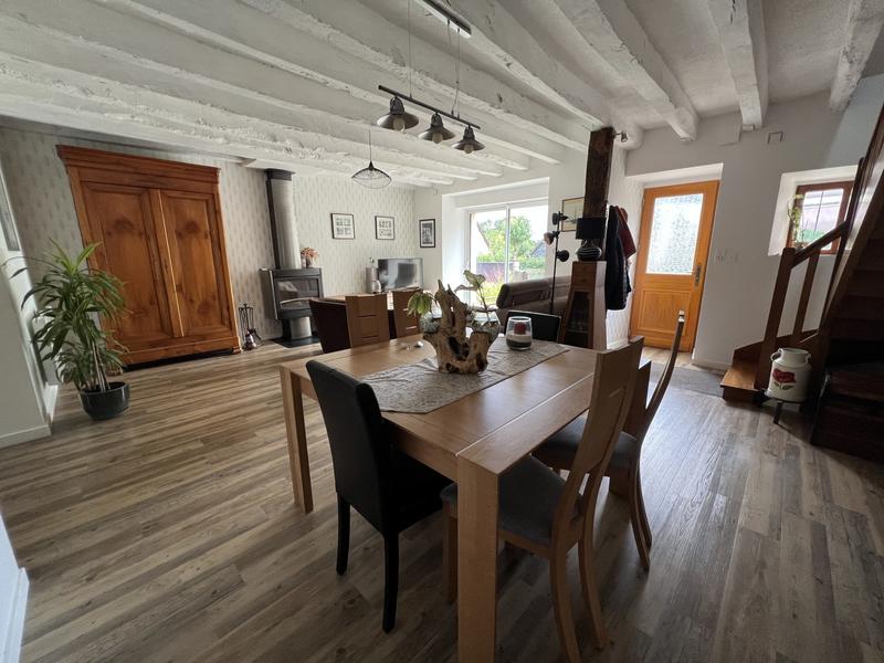 Maison - 137 m² - 8 pièces