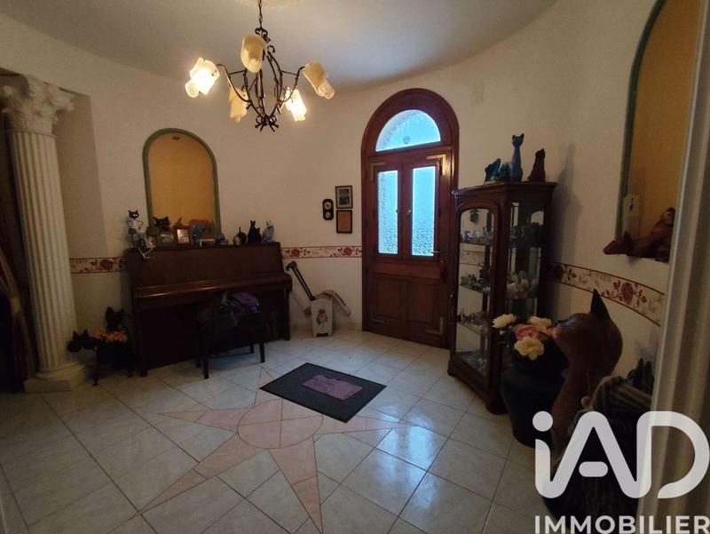 Maison - 202 m² - 5 pièces