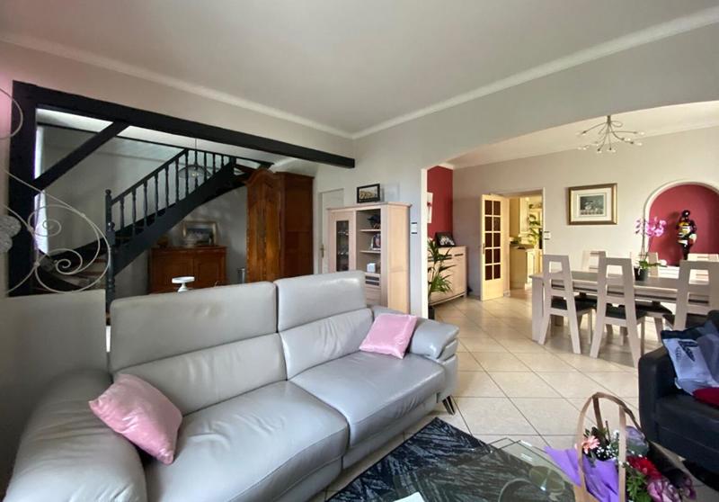 Maison - 113 m² - 6 pièces