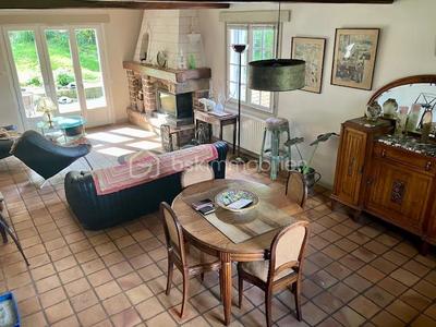 Maison - 169 m² - 8 pièces