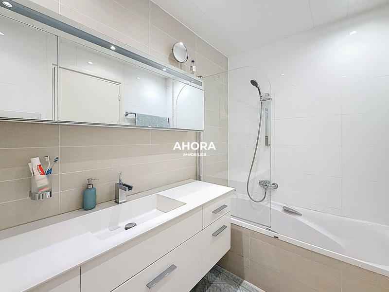 Appartement - 89 m² - 4 pièces