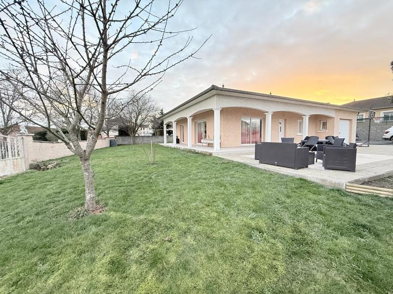 Maison - 140 m² - 5 pièces