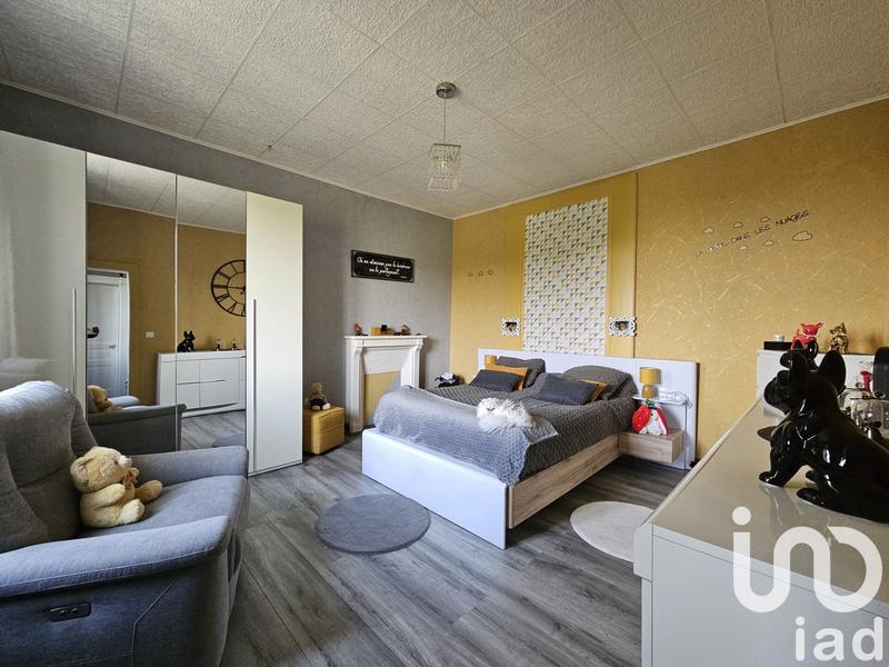 Maison - 163 m² - 8 pièces