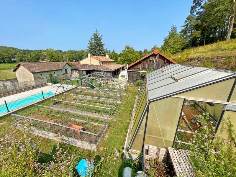 Maison - 123 m² - 5 pièces