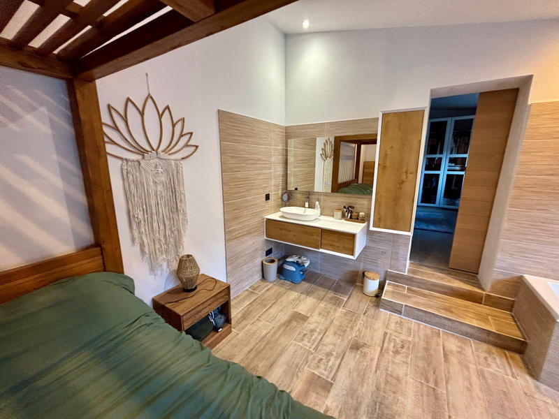 Villa - 210 m² - 6 pièces