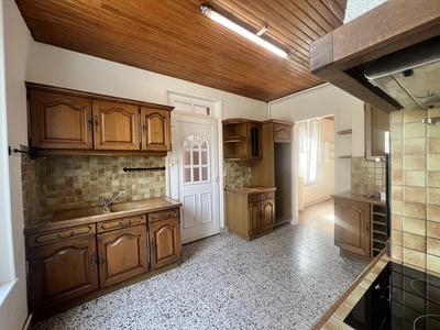 Maison - 97 m² - 4 pièces