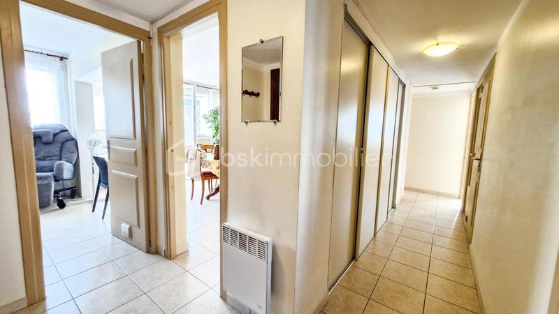 Appartement - 76 m² - 4 pièces