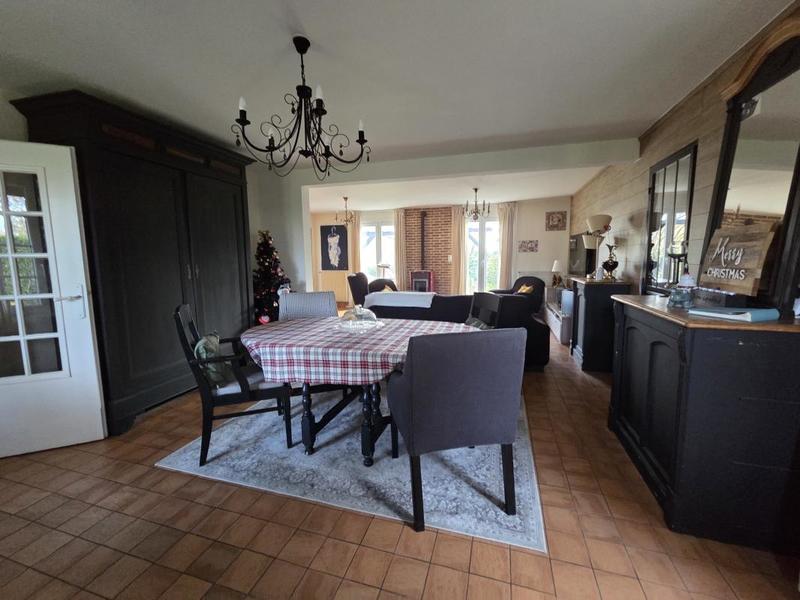 Pavillon - 194 m² - 7 pièces