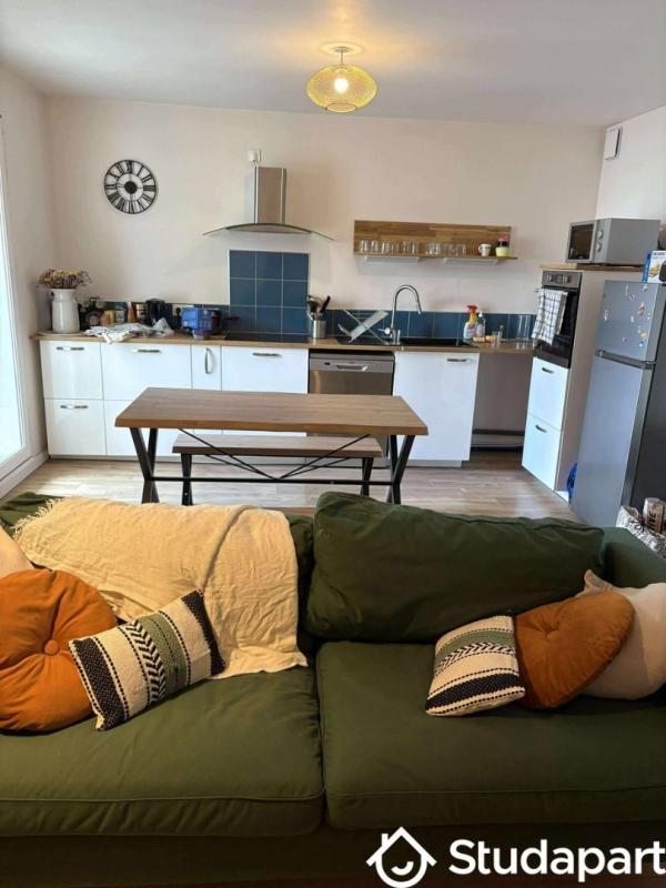 Chambre - 10 m² - 1 pièce