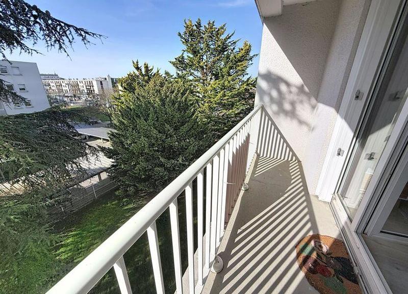 Appartement - 82 m² - 3 pièces