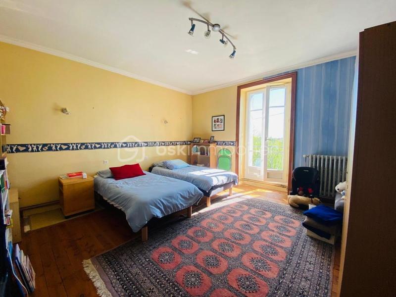 Maison de maîtres - 110 m² - 7 pièces