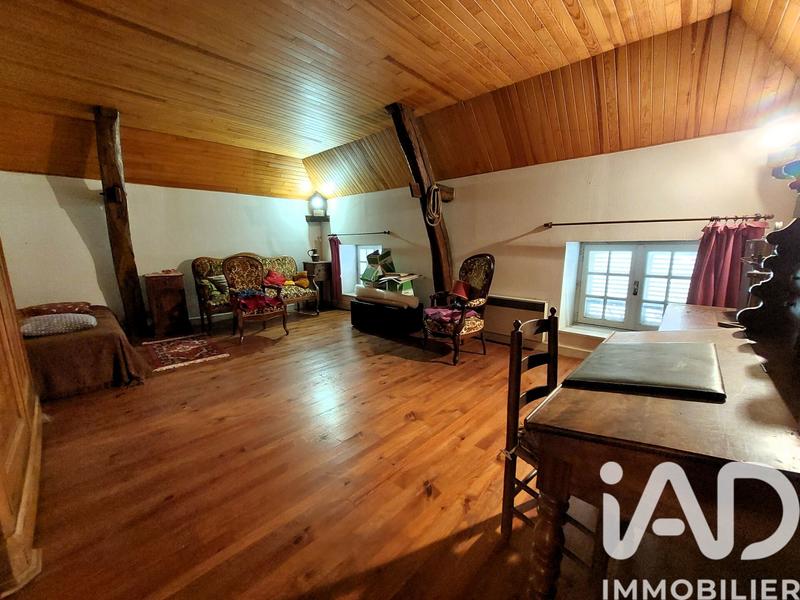 Maison - 93 m² - 4 pièces