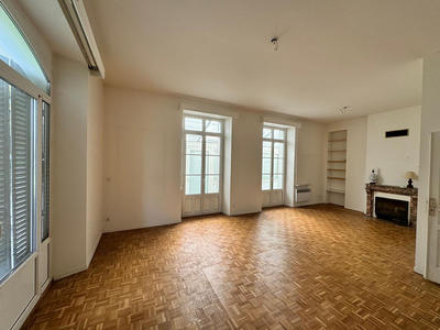 Appartement - 108 m² - 5 pièces