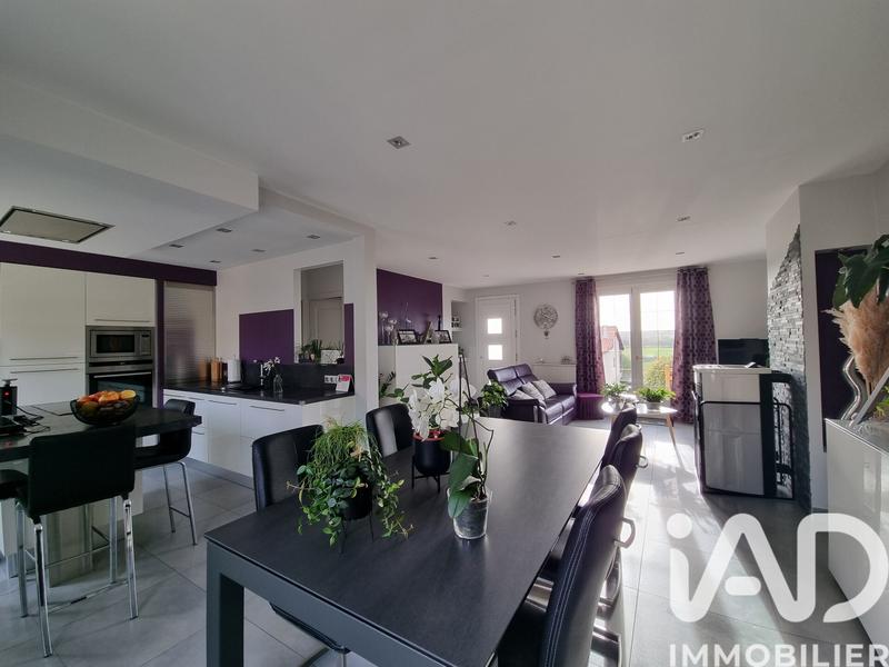 Maison - 86 m² - 5 pièces