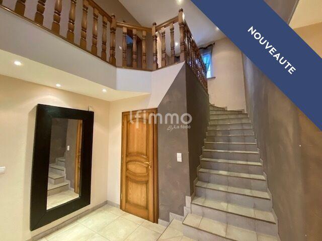 Villa - 210 m² - 6 pièces