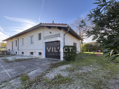 Maison - 200 m² - 7 pièces