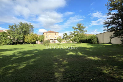 Mas - 246 m² - 10 pièces