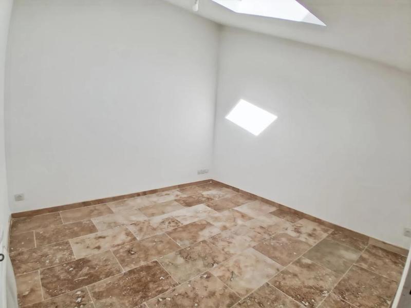 Maison - 536 m² - 6 pièces