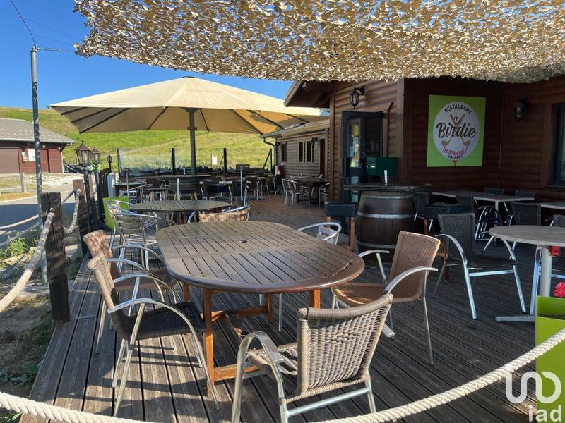 Local commercial - 157 m²