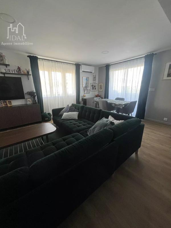 Appartement - 80 m² - 4 pièces