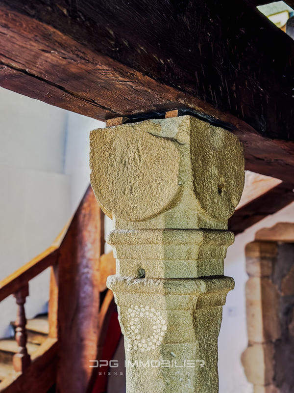 Maison de village - 310 m² - 14 pièces