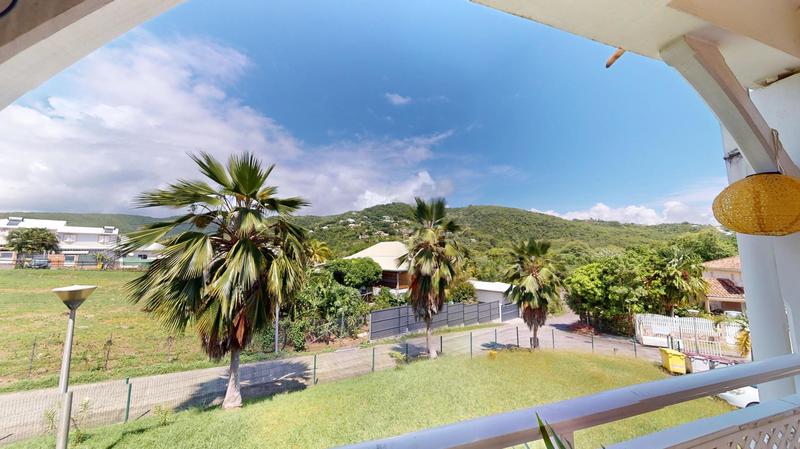 Appartement - 90 m² - 3 pièces