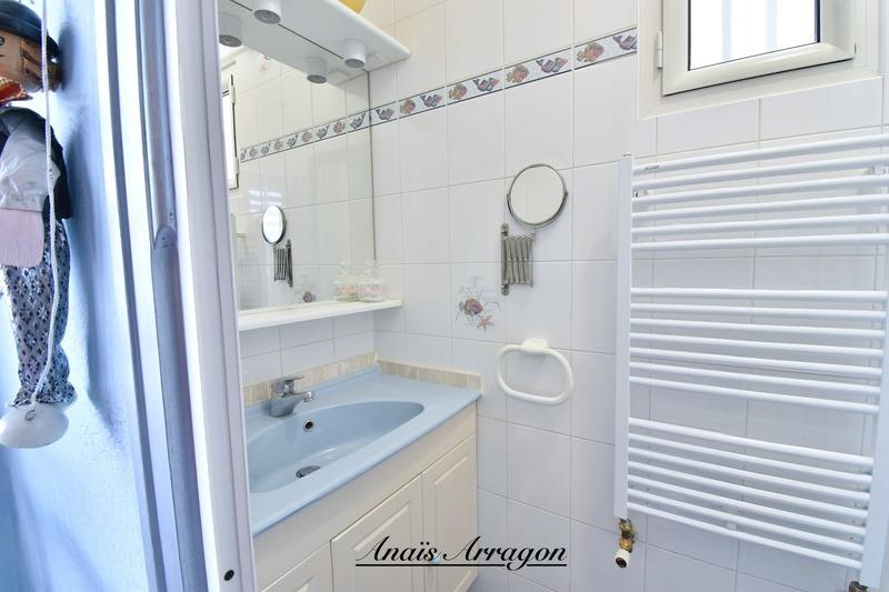 Maison - 170 m² - 8 pièces