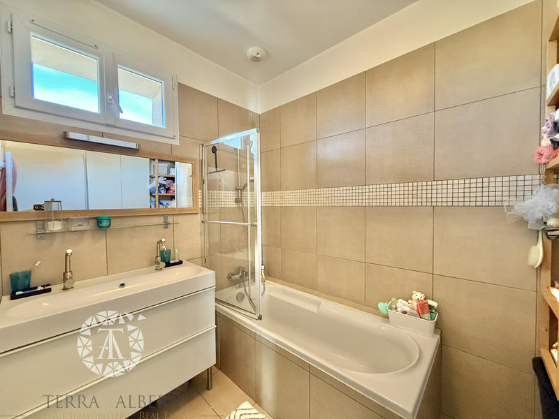 Villa - 132 m² - 5 pièces