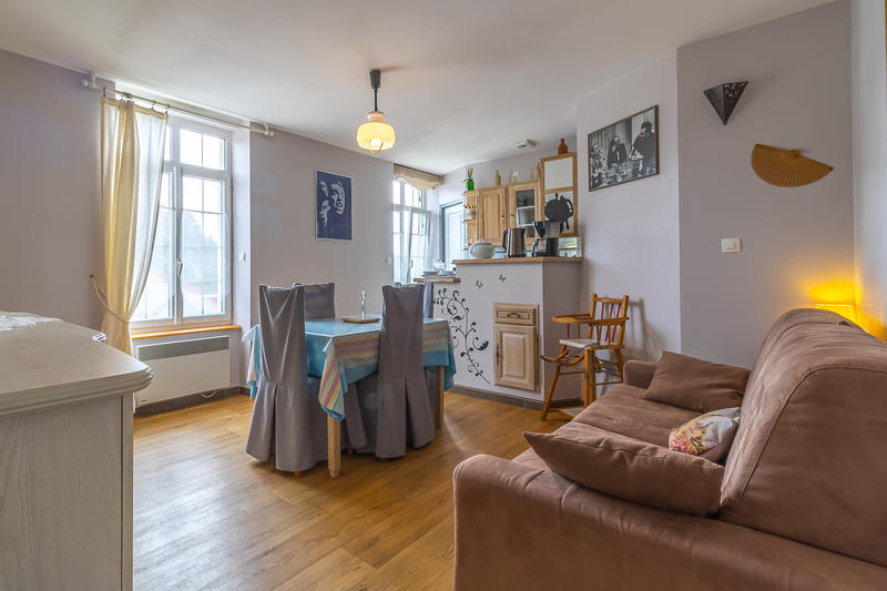 Propriété - 202 m² - 11 pièces