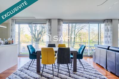 Appartement - 110 m² - 5 pièces