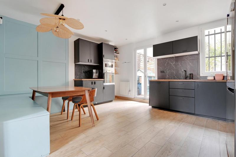 Appartement - 98 m² - 5 pièces