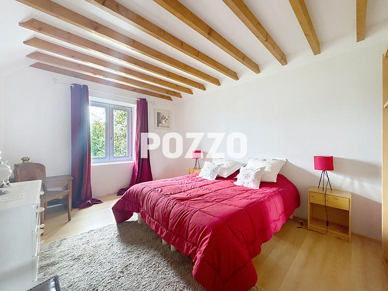 Maison - 175 m² - 9 pièces