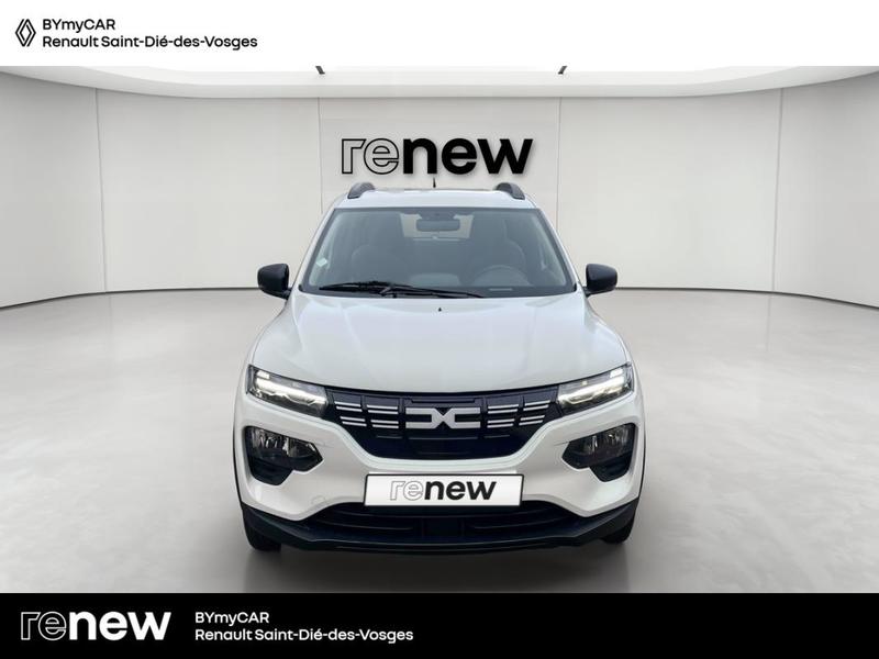 Dacia Spring Essential -23b